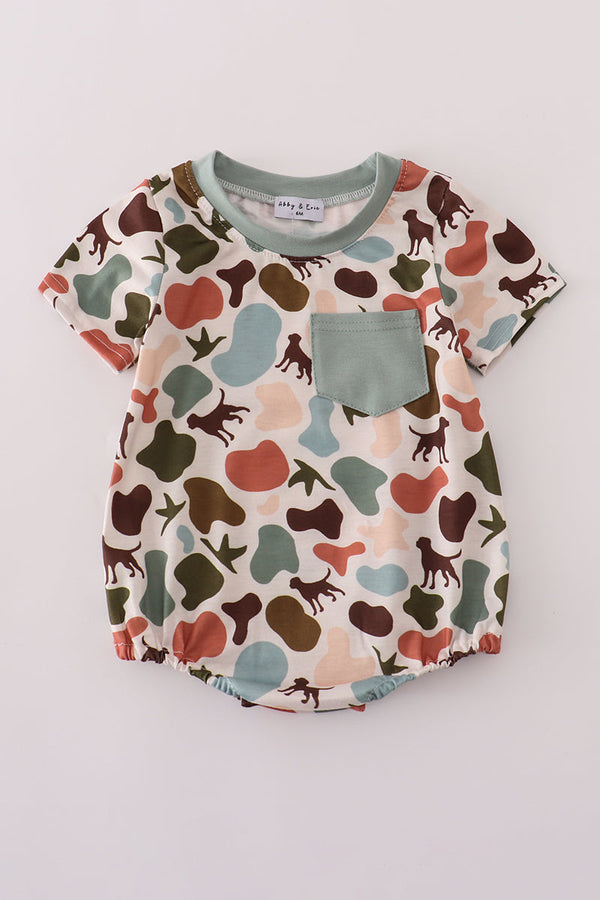 Green hunting print bubble