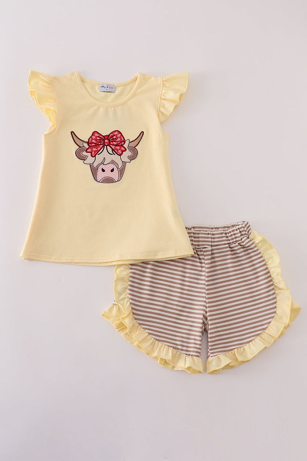 Highland cow applique ruffle shorts set